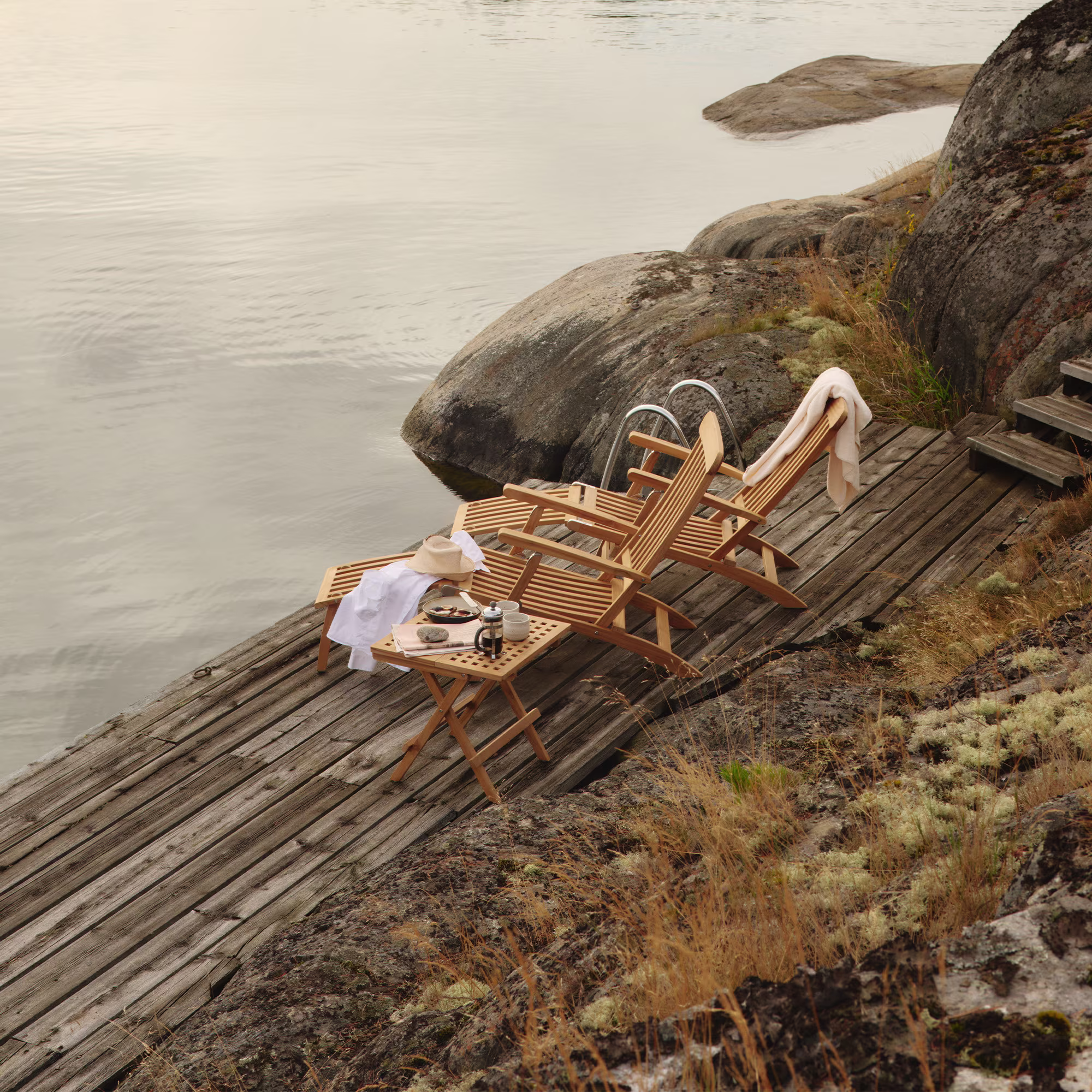 Feature | A. Huseby | Midsummer