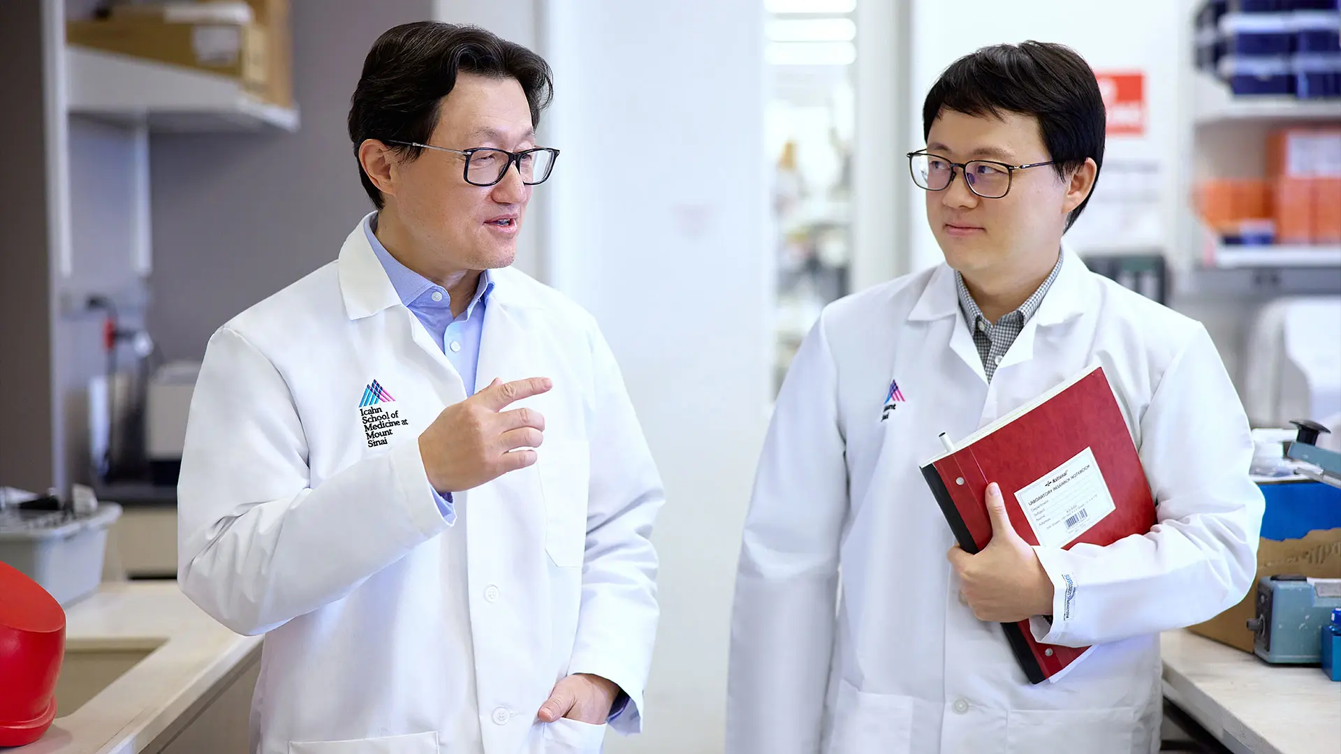 From left: Zhenyu Yue, PhD, and Insup Choi, PhD 