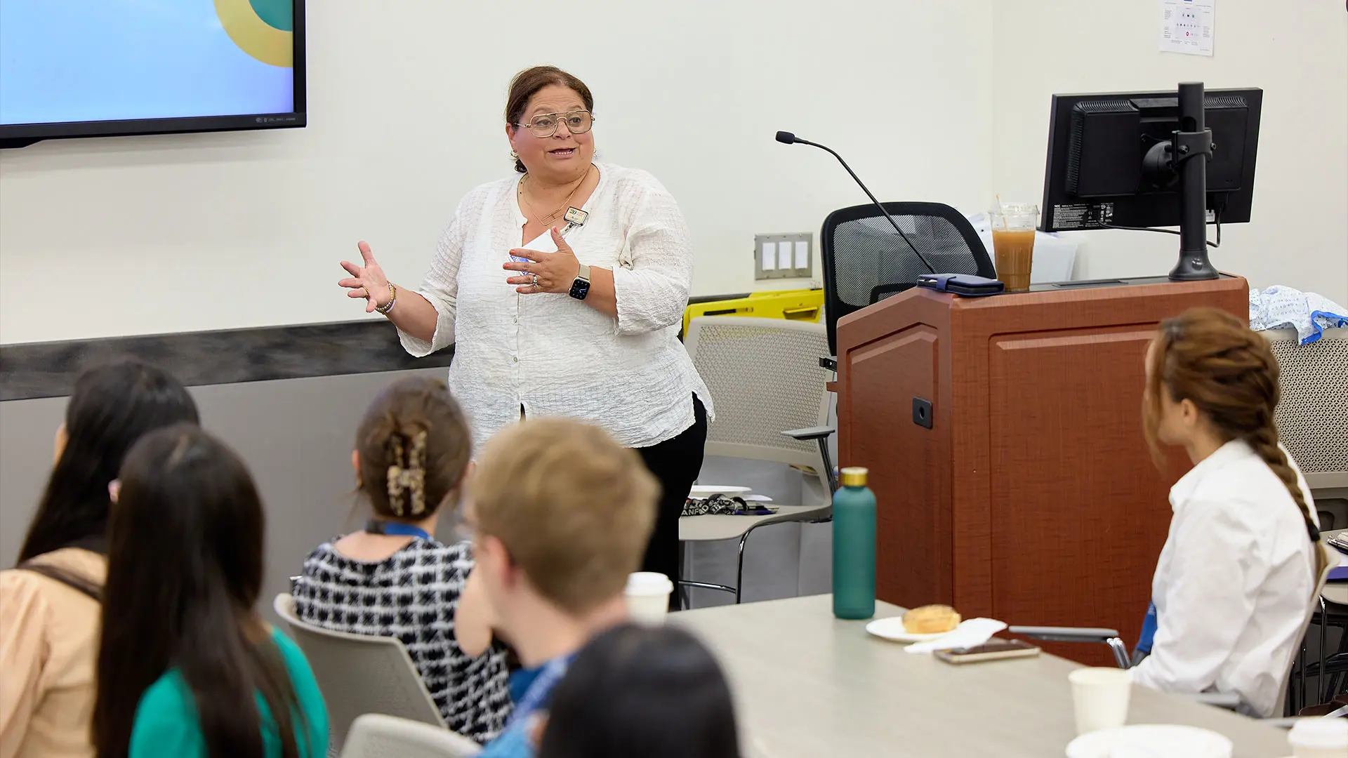 “We are continually striving to create flexible training programs that meet population needs and the interests of our residents, who then see opportunities for including geriatrics and palliative medicine into other fields they’re interested in pursuing,” says Helen M. Fernandez, MD, Vice Chair of Education and Professor of Geriatrics and Palliative Medicine at the Icahn School of Medicine at Mount Sinai. 