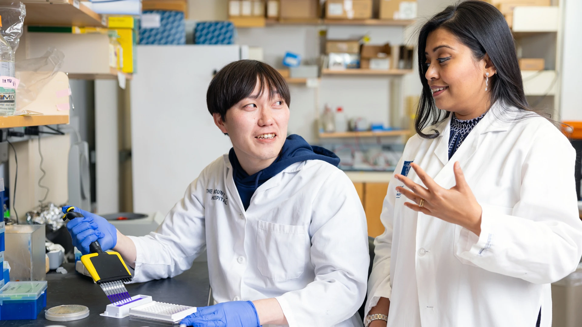 Dr. Sen (right) and Dr. Dotsu (left) explore the effect of targeting SCD1 in a wide variety of cell lines and mouse models. They identified that an aggressive subtype of lung cancer is particularly sensitive to SCD1 inhibition.