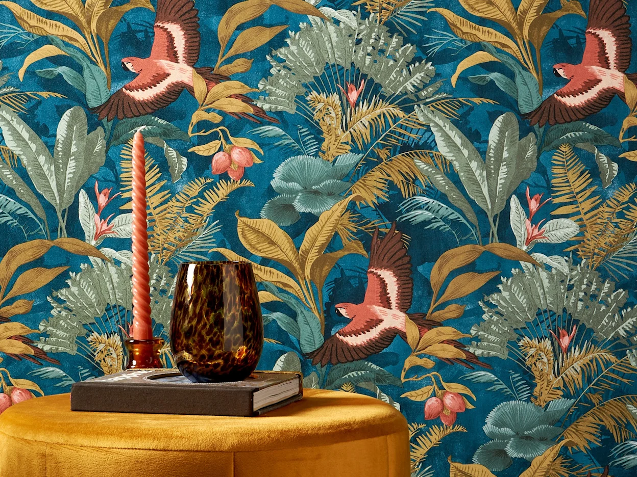 Hotel chique jungle behang met vogels en bladeren