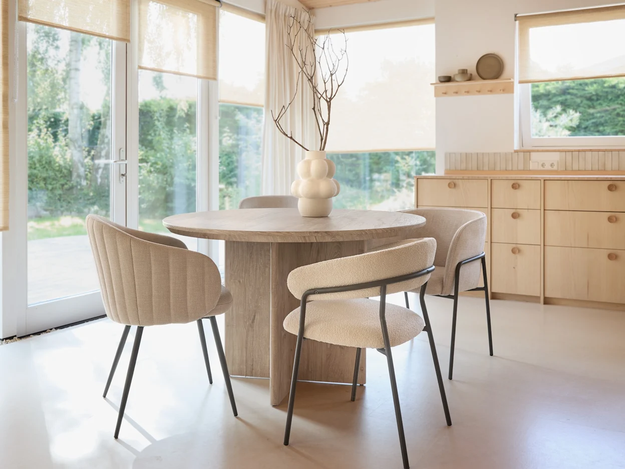Scandinavische eethoek voor woontrend Nordic Motion