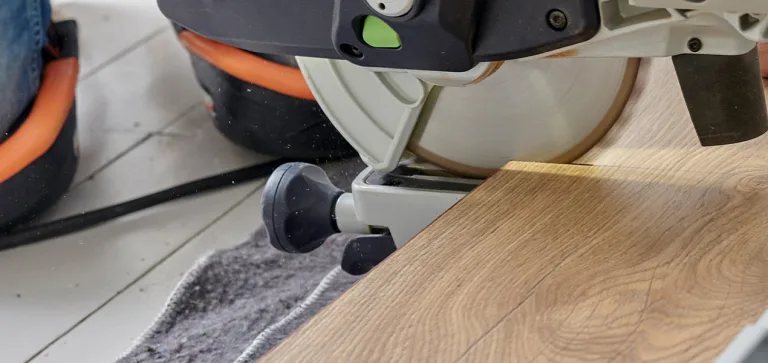 NL-BE-CP-Alles-over-vloeren laminaat-zelf-inmeten-en-leggen-zagen-en-snijden