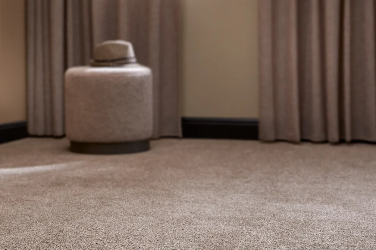 Luxe tapijt in de slaapkamer is zacht en lekker warm aan de voeten
