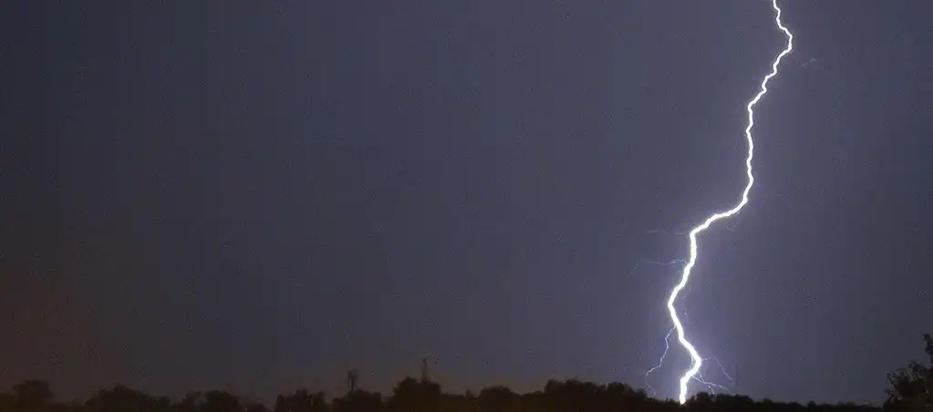 lightning stirke