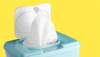 baby wipes in a container