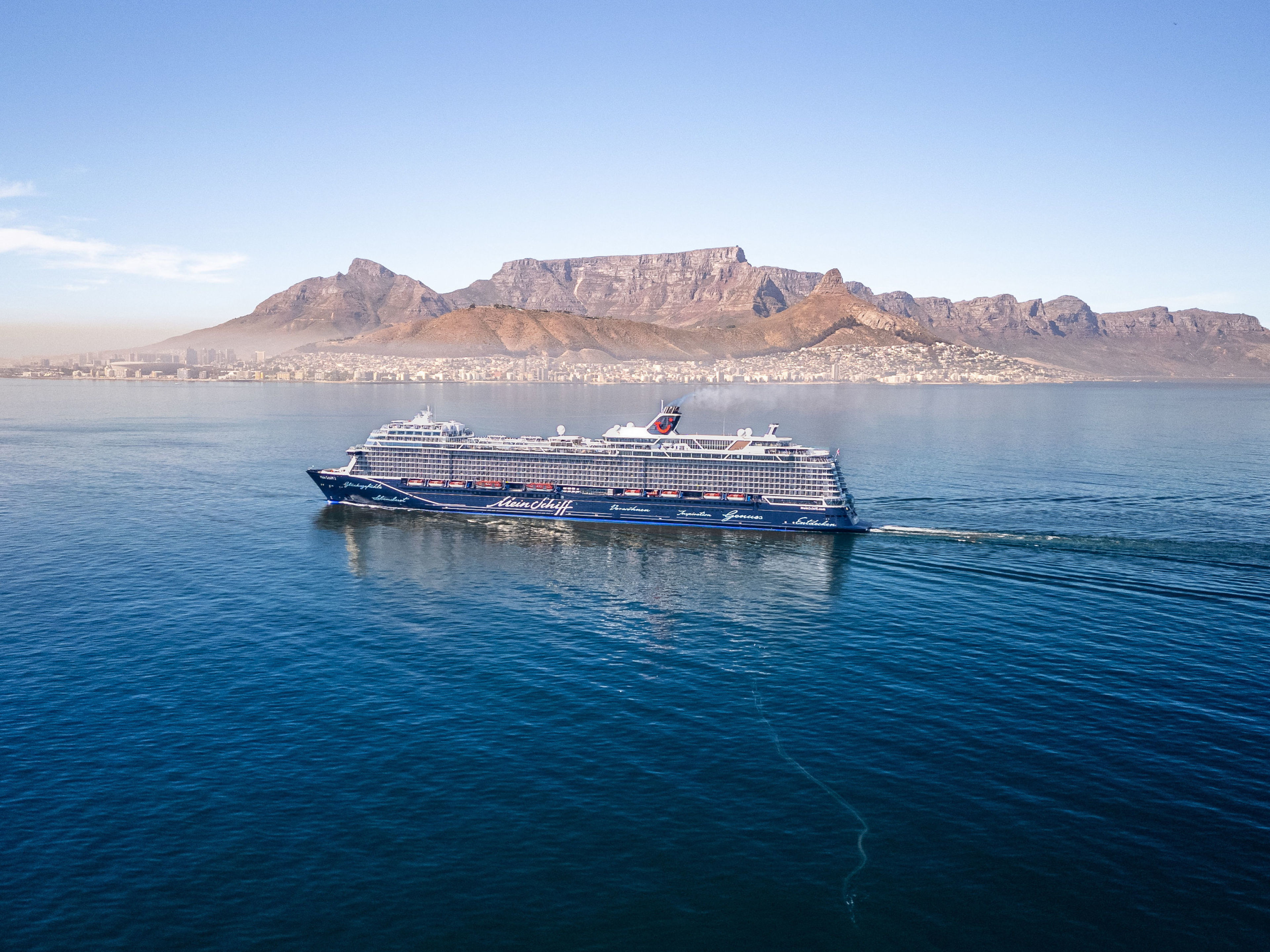 Mein Schiff vor Kapstadt Mein Schiff vor Kapstadt