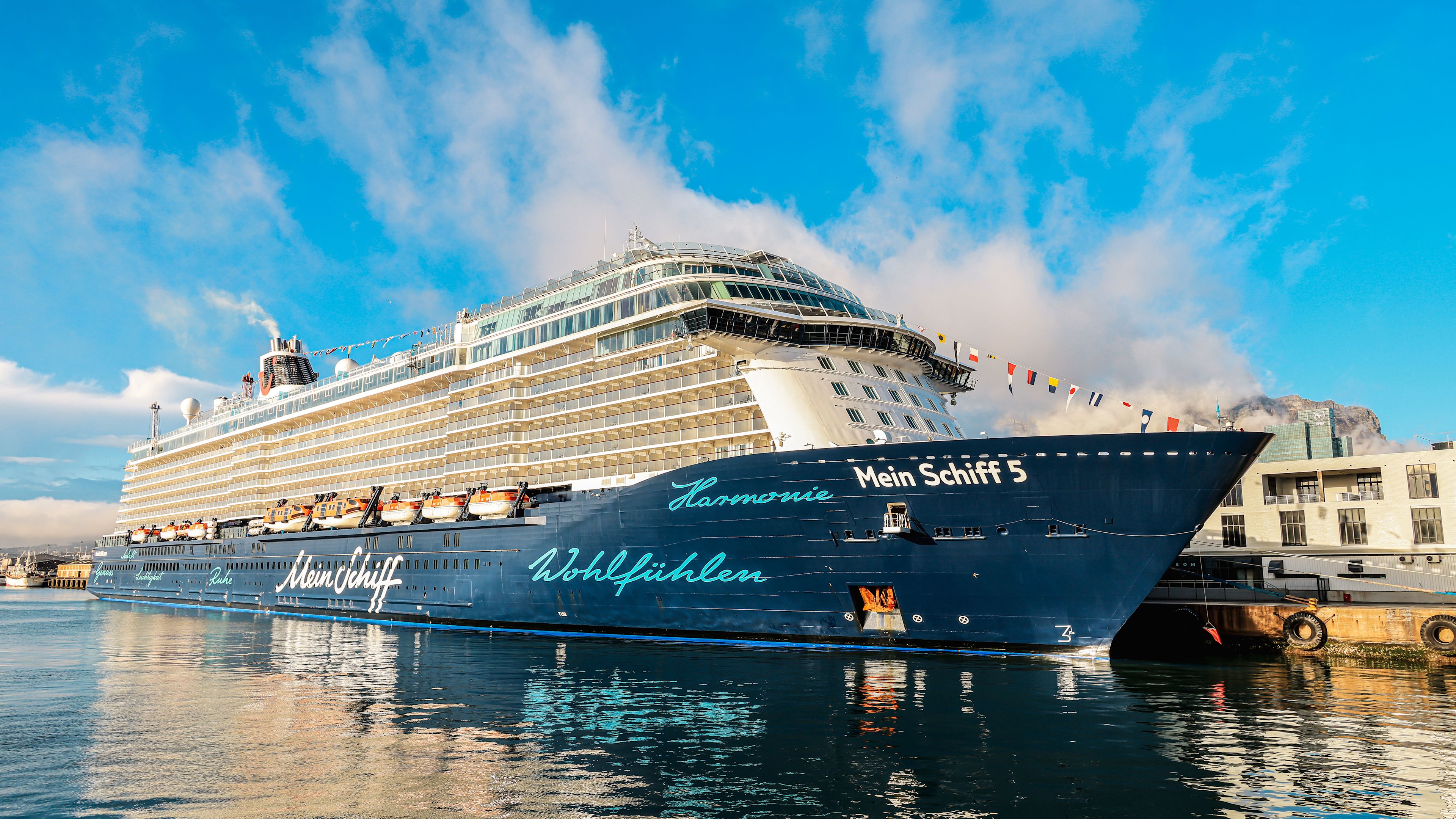 Mein Schiff 5 in Kapstadt