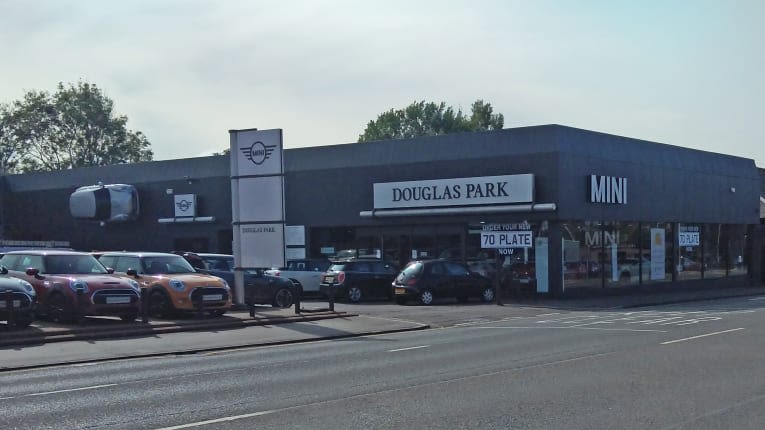 Douglas Park Hamilton  Authorised MINI Retailer