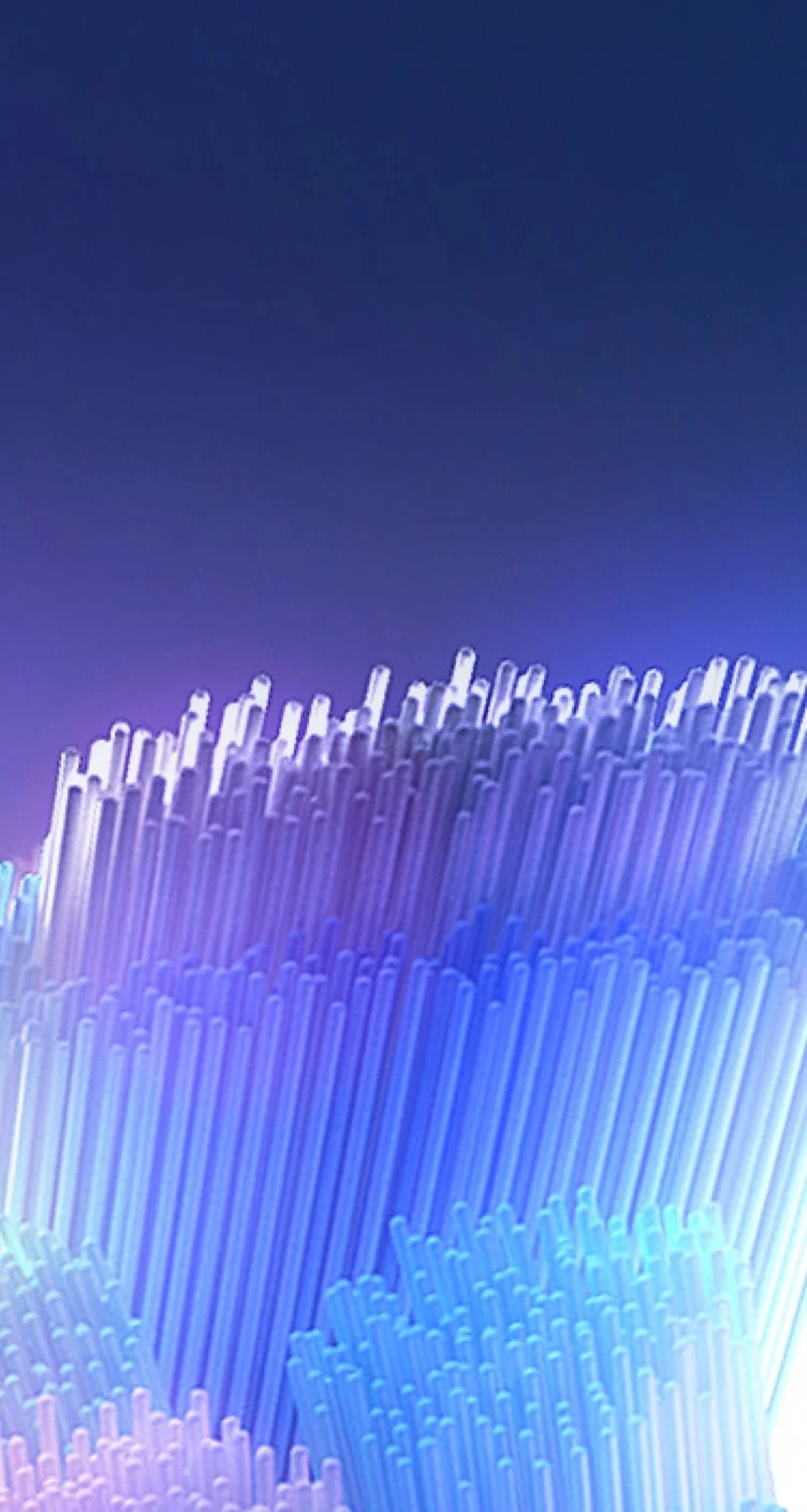 The Oral-B Ultimate Clean replacement brush head's multi-length bristles for thorough cleaning 