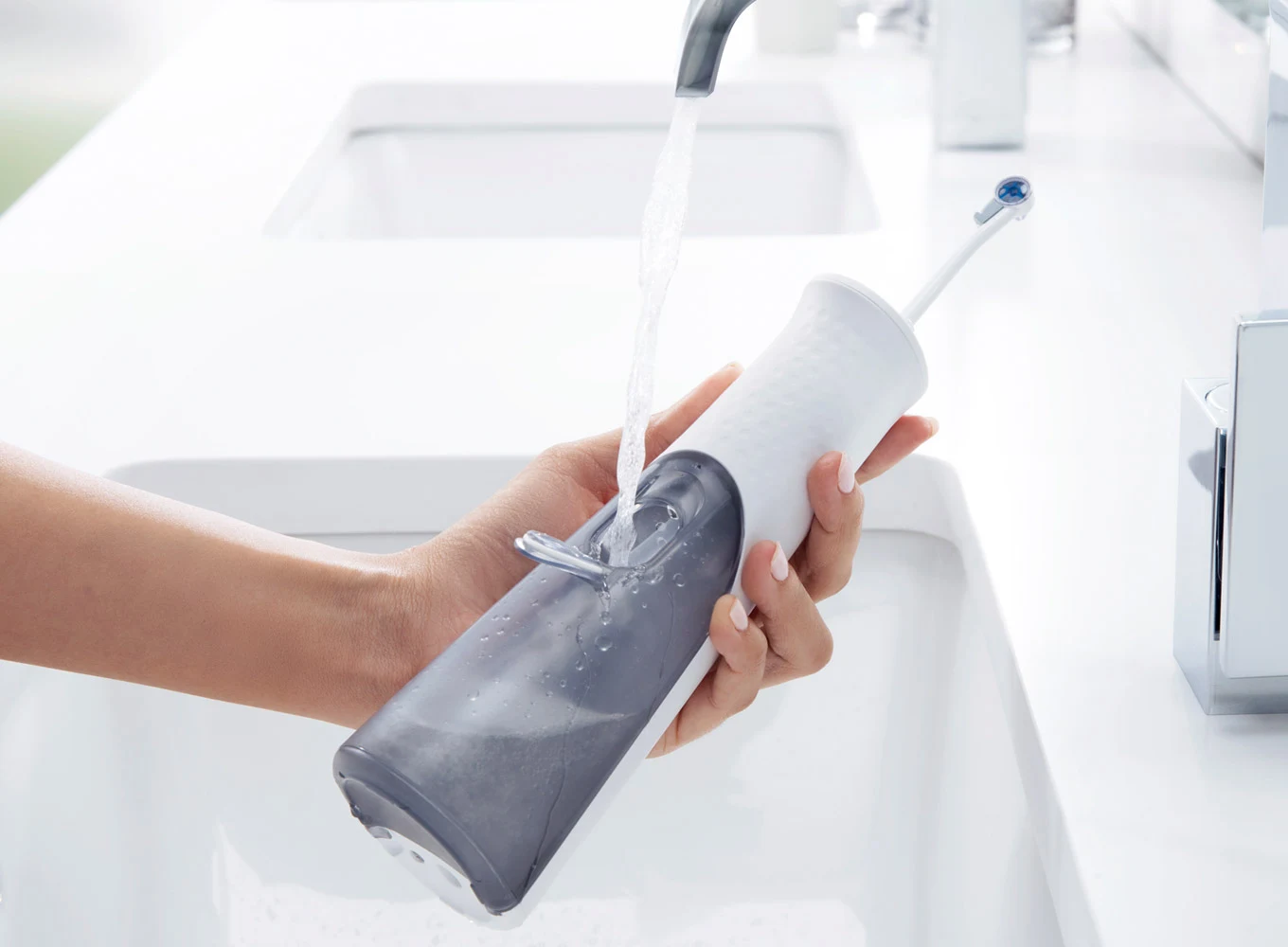 Refillable Water-Reservoir