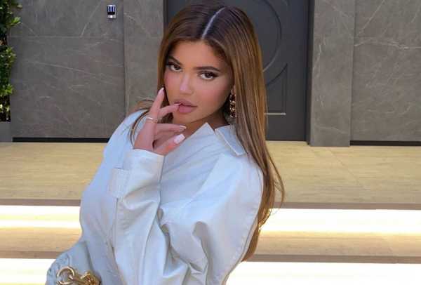 Kylie Jenner Is Crowned the Highest-Paid Celebrity of 2020 With Nearly