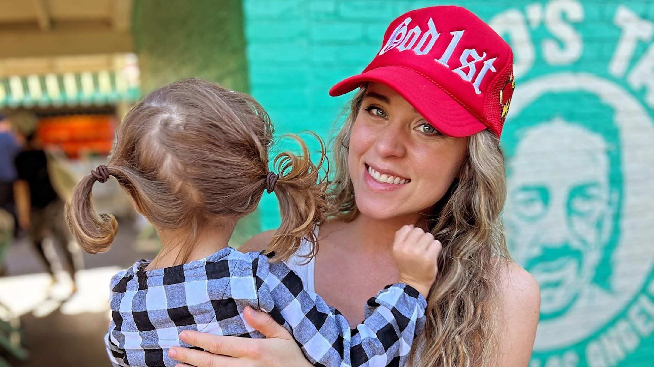 Critics Slam Jinger Duggar for Refusing To Show Daughters' Faces in