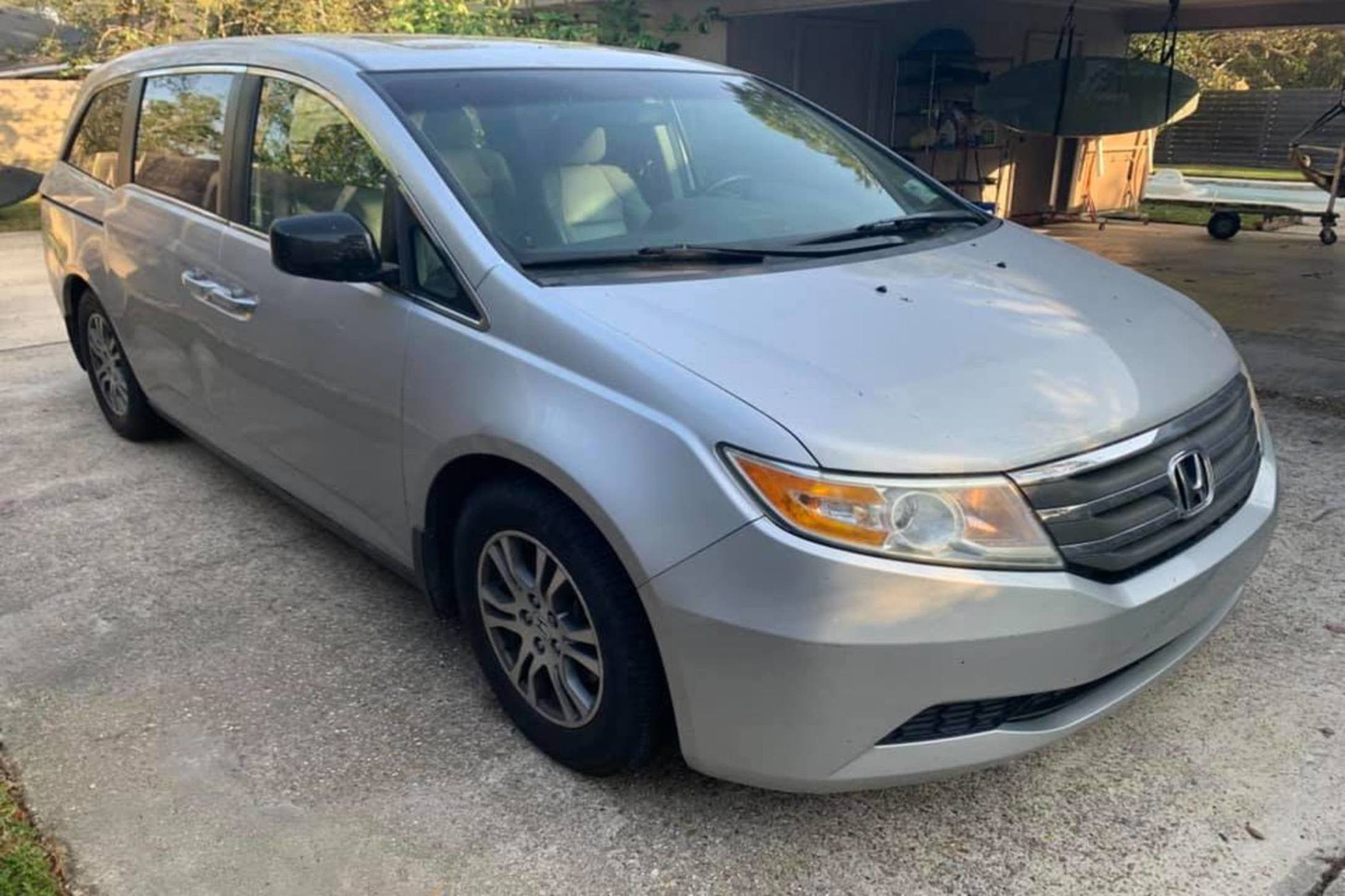 Dad Pens Hilariously Wacky Ad To Sell His 12 Honda Odyssey Cafemom Com