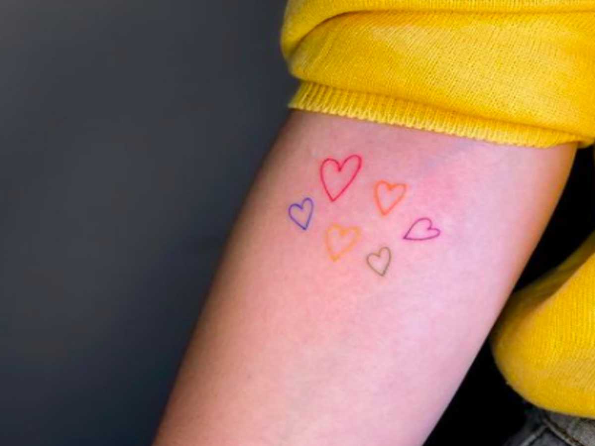 15 Sweet Tiny Heart Tattoos That We Just Can't Get Enough Of 