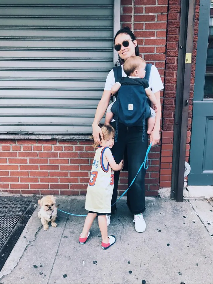 olivia wilde and daisy and otis and dog