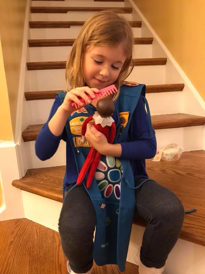 This Mom's Elf on the Shelf 'Retirement' Plan is the Sweetest Idea Yet