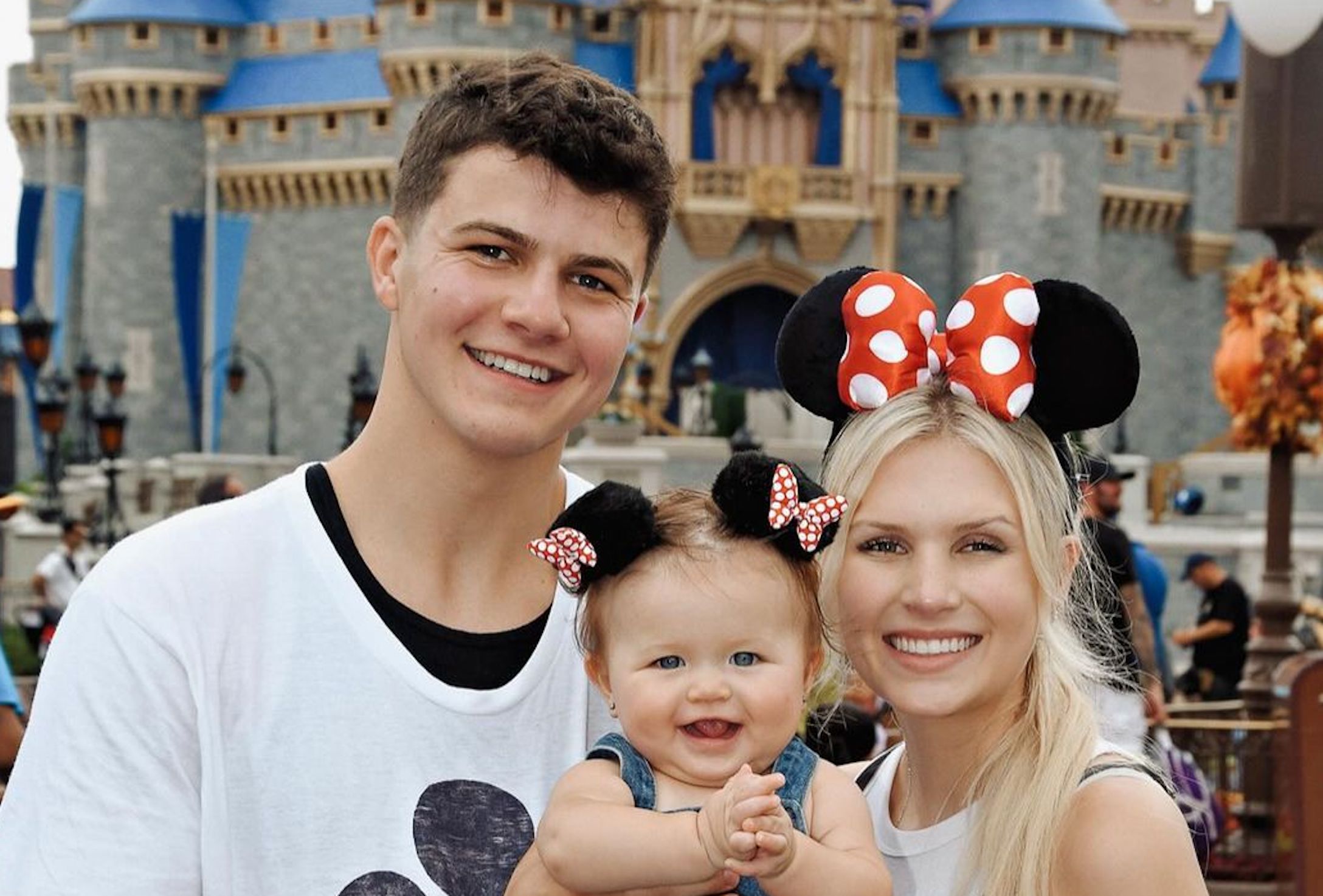 Fans Slam 'Bringing Up Bates' Star Katie Bates for Blanket Training Her