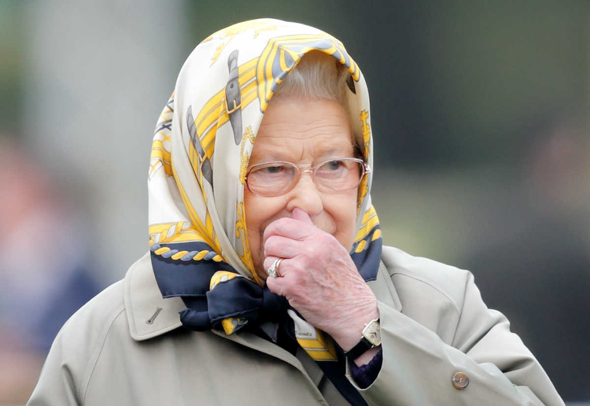 Queen Elizabeth picking her nose