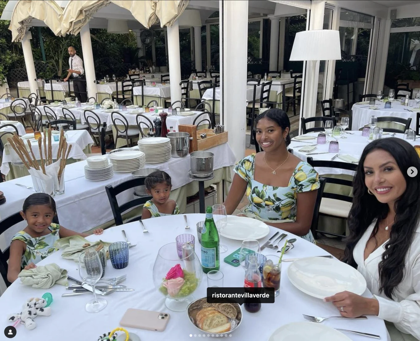 Vanessa Bryant family vacation