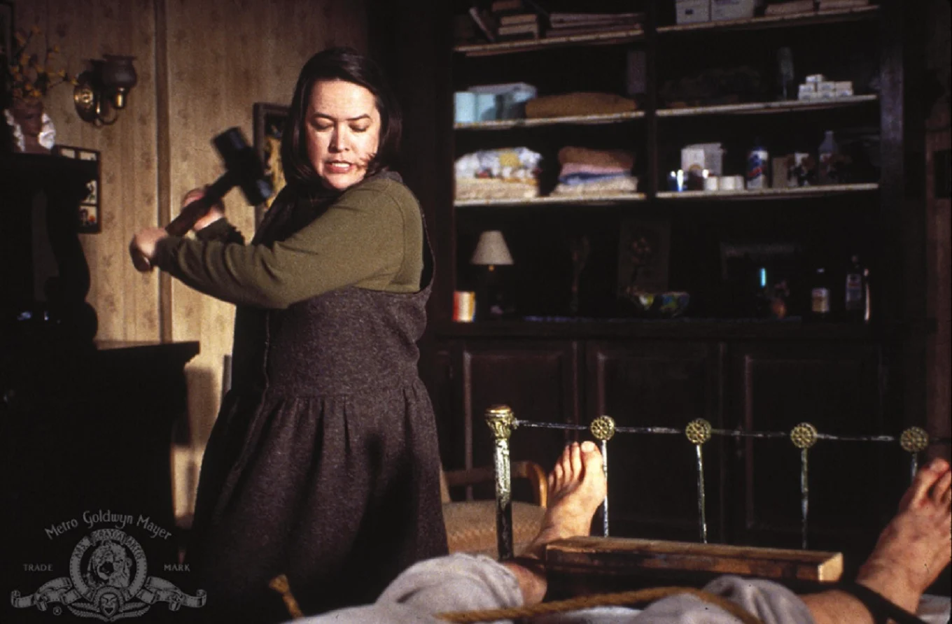 Kathy Bates and James Caan in Misery (1990)