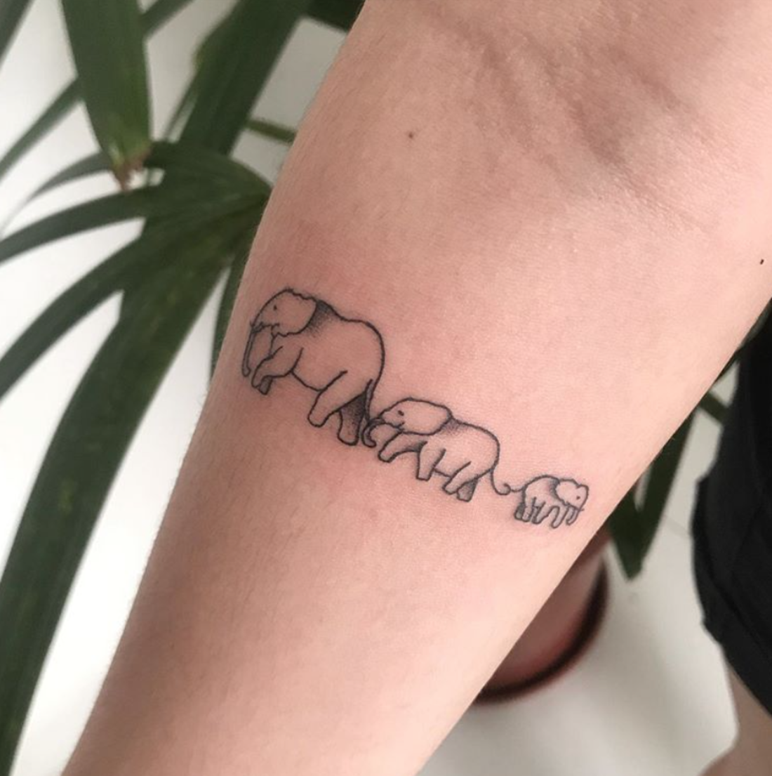 Lafeenoire on Twitter After just one day my adoption tattoo is already  brighterI love it love it love it adoptiontattoo  httpstcoZCAA69j1SH  Twitter