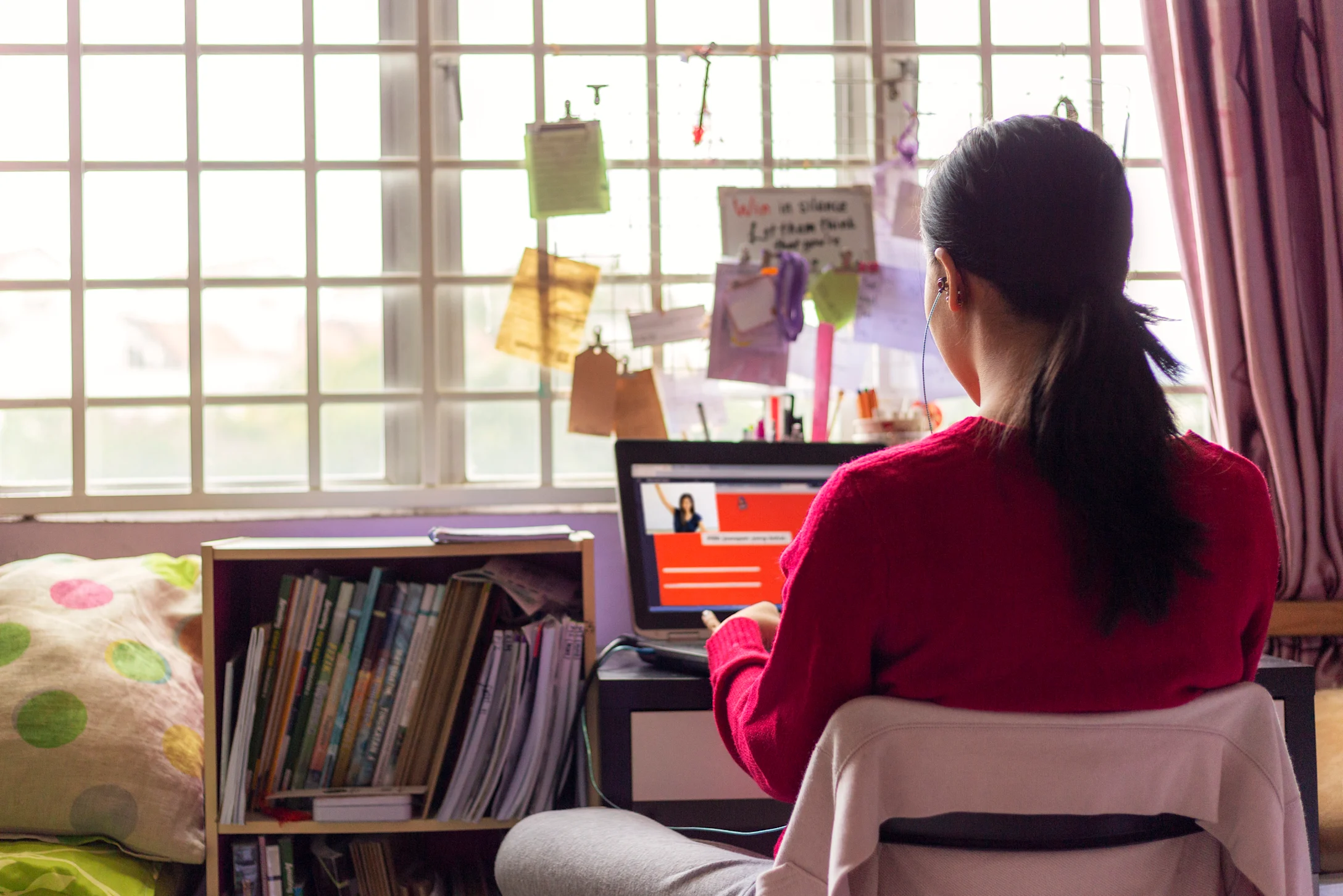 kid doing remote schooling