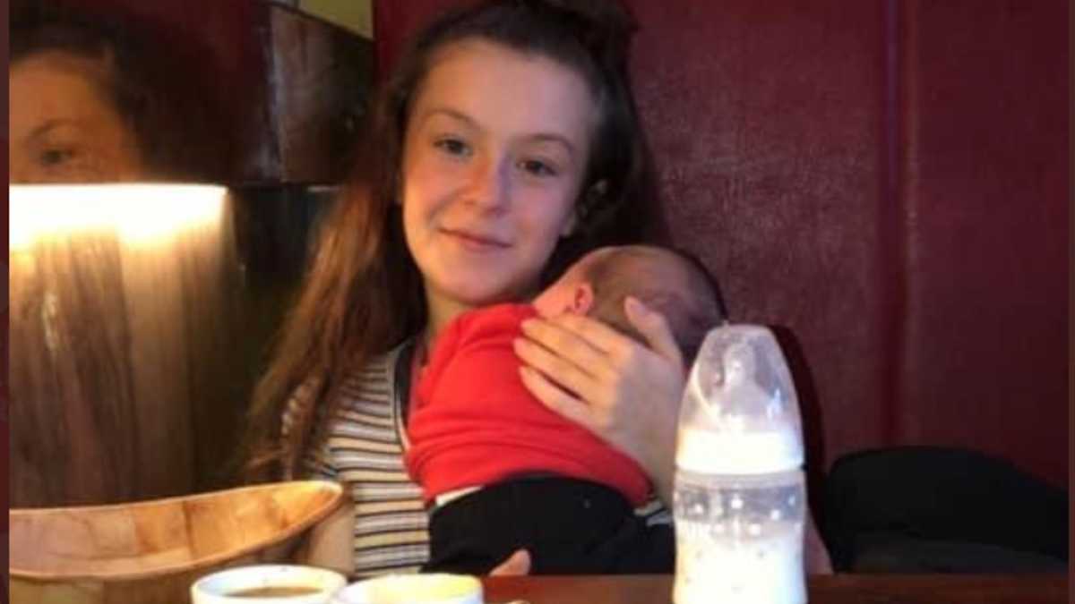 Teen Mom Struggling With Ppd Takes Her Own Life Just Weeks After Giving Birth Cafemom Com