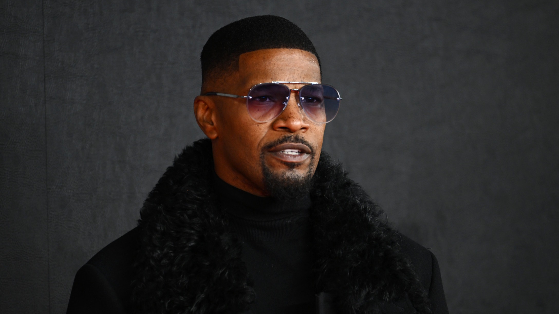 Jamie Foxx's Friends & Family Are 'Preparing for the Worst' After