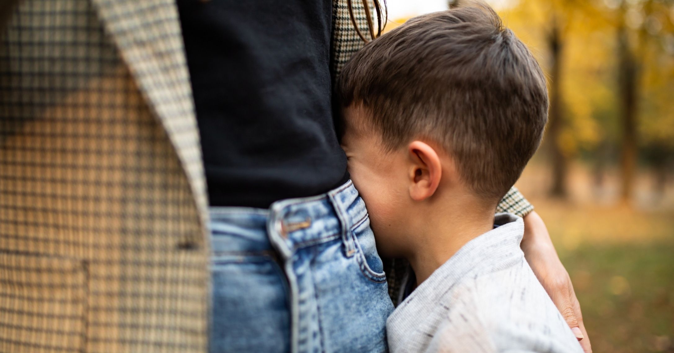 Мальчики скрытая. Мальчики в скрыто. Мальчик замаскированный под девочку. Подросток спалился. Мальчики скрытая.