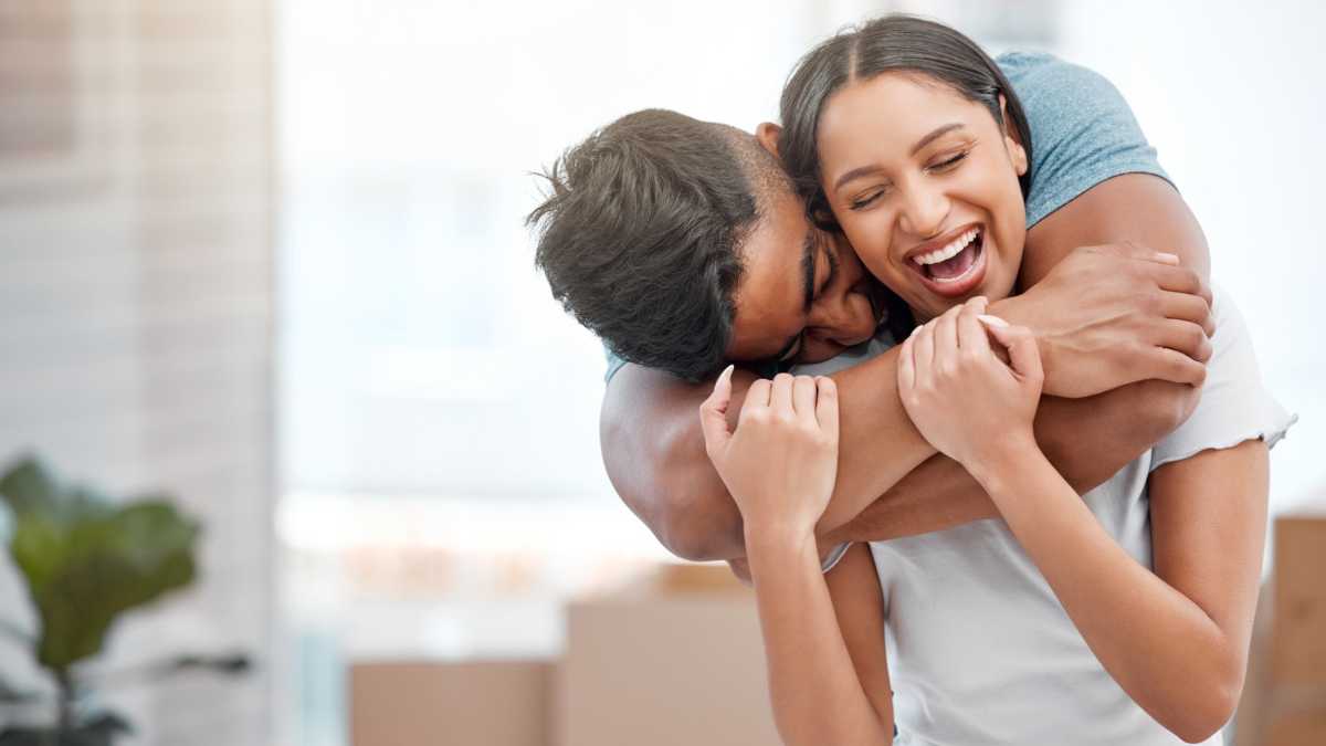 5 tegn på at du er i et sunt og kjærlig forhold, ifølge en sexterapeut | CafeMom.com