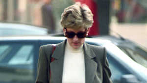 Princess Diana's 20 Best '90s Outfits | CafeMom.com