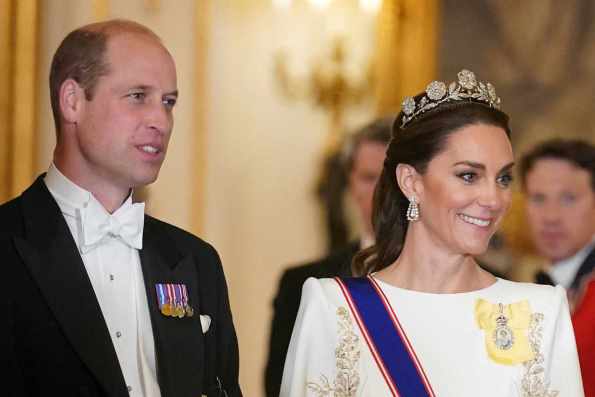 Prince William & Kate Middleton Smile Amid Claims She Made 'Racist ...