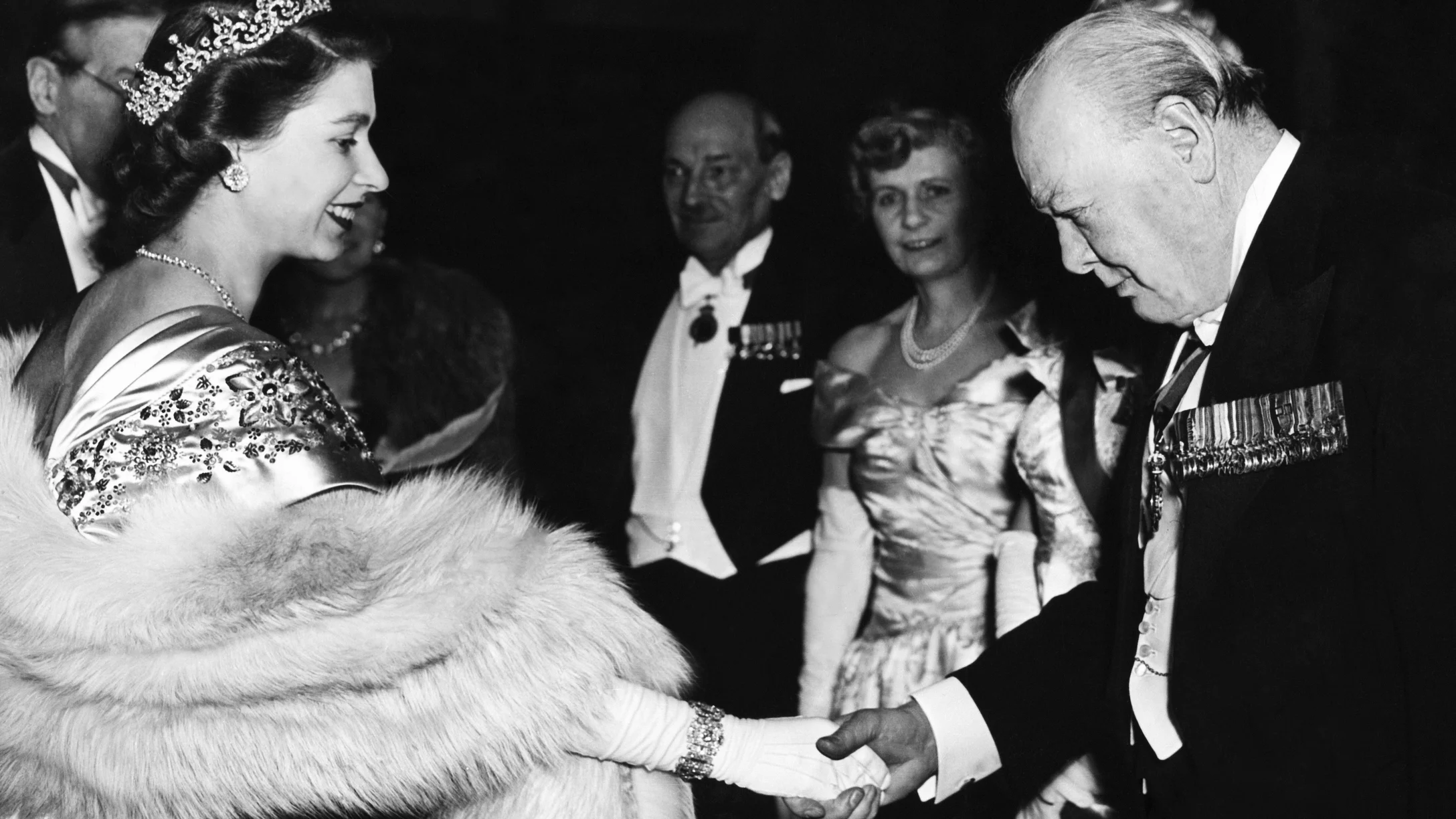 queen elizabeth shaking hands winston churchill