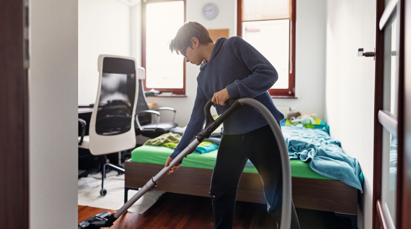 Mom Accidentally Walks In on Tween Son in Compromising Position With Her Vacuum Cleaner CafeMom
