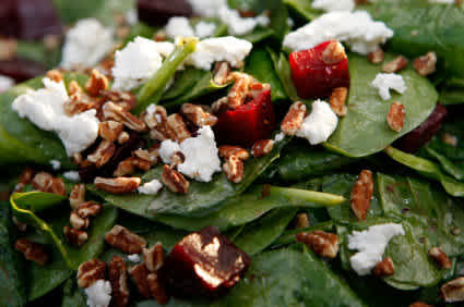Spinach Salad With Candied Walnuts, Craisins, and Blue Cheese | CafeMom.com