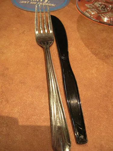 plastic knife and metal fork