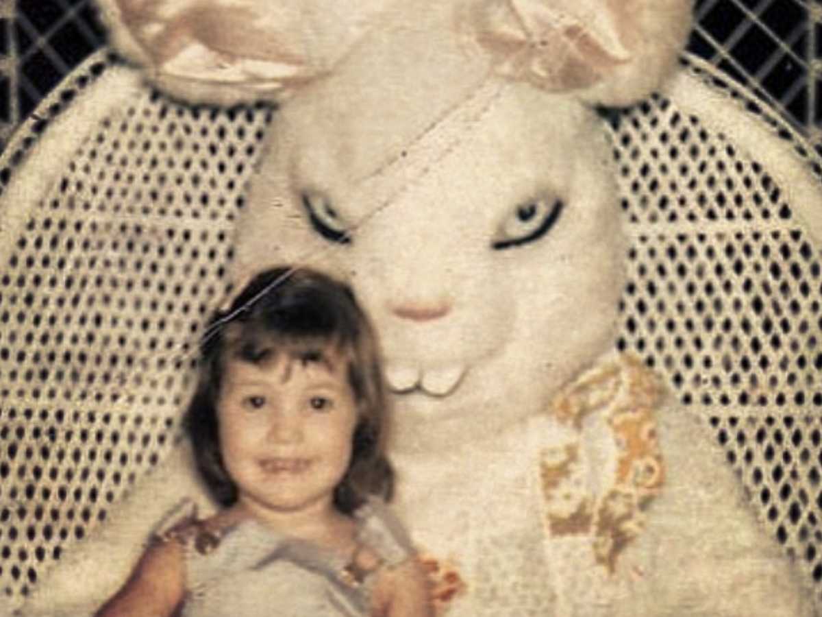 When does the best sale easter bunny come