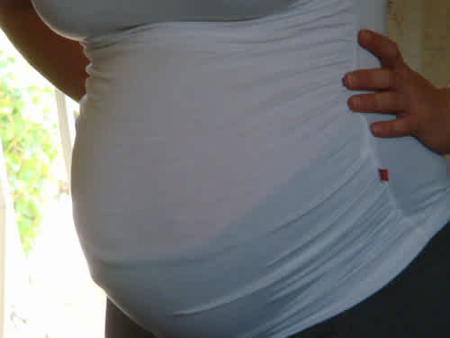 11 Moms Share The Funny Moments When Their Water Broke Cafemom Com 11 Moms Share The Funny Moments When Their Water Broke Cafemom Com