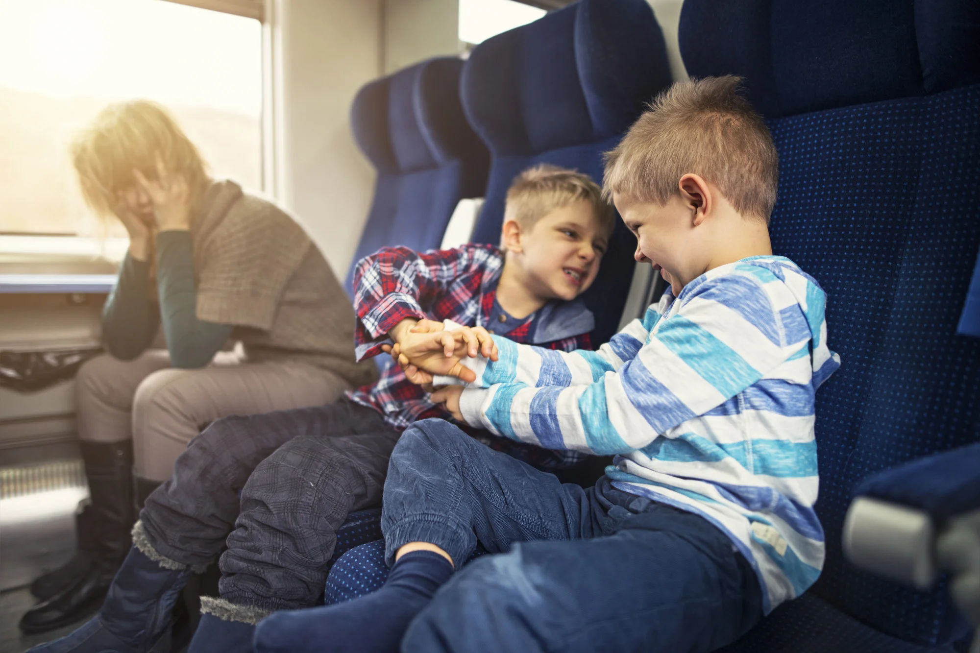 mom traveling kids