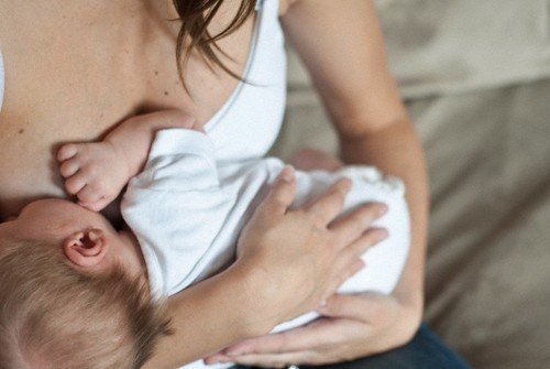 Breastfeeding and rashes on breasts: Understanding the causes and effective  remedies, Lifestyle News - AsiaOne