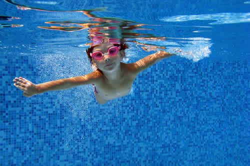 Here's What Your Kid's Pee in the Pool Does to the Rest of Us