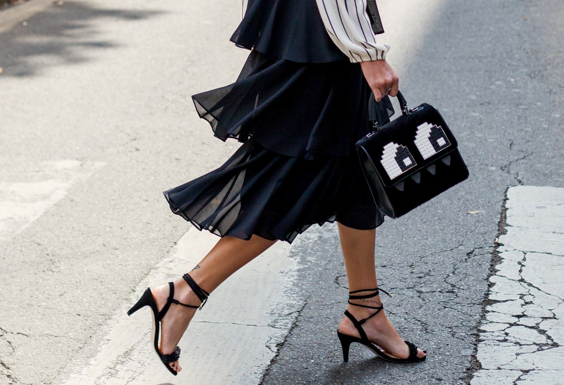 13 Functional (& Fun!) Purses Made of Recycled Materials