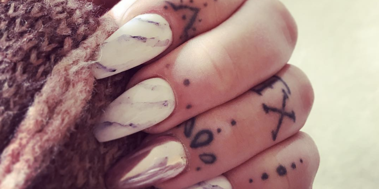 26 Unique Finger Tattoos Designs for You  Lily Fashion Style