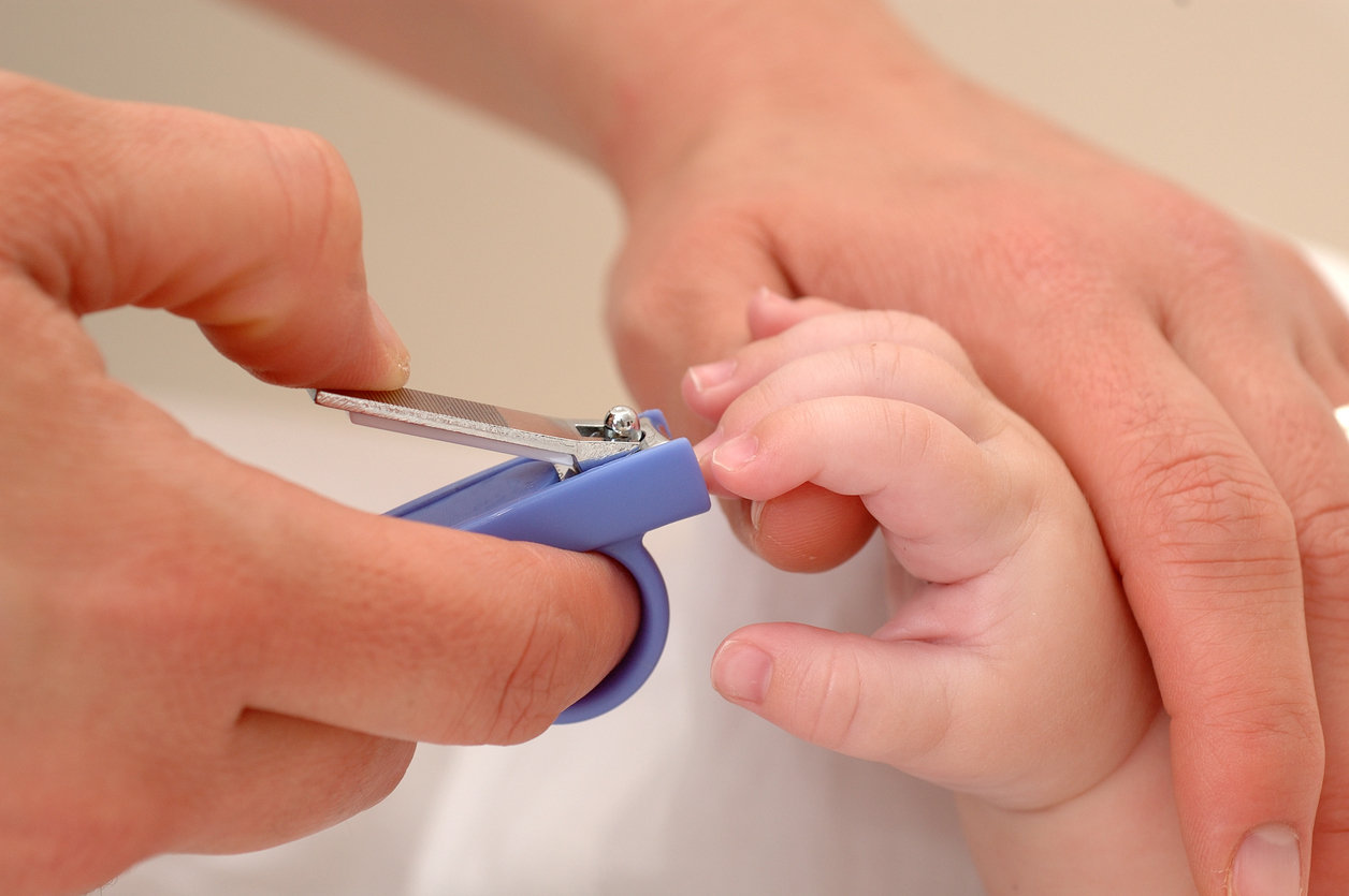 newborn baby nails how to trim