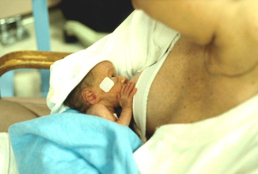 breastfeeding 34 week preemie