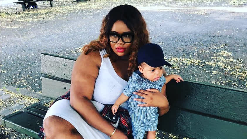 Plus-Size Mom Reminds Us to Take Pictures With Our Kids