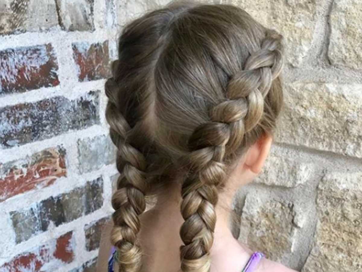 21 Easy Hairstyles For The First Day Back At School 