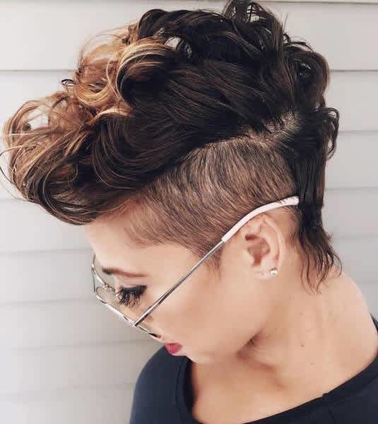 Image of Wavy blunt bob with a pompadour