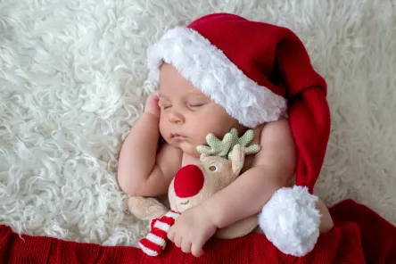 40 Baby Names Perfect For Parents Who Love Winter Holidays | CafeMom.com
